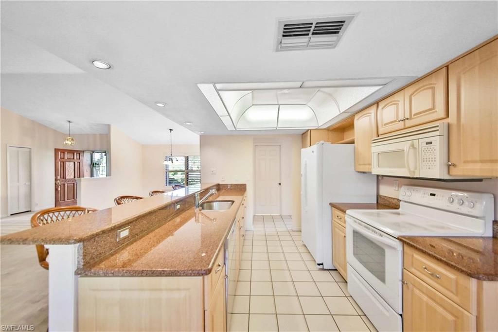 CALOOSA YACHT & RACQUET CLUB - Residential