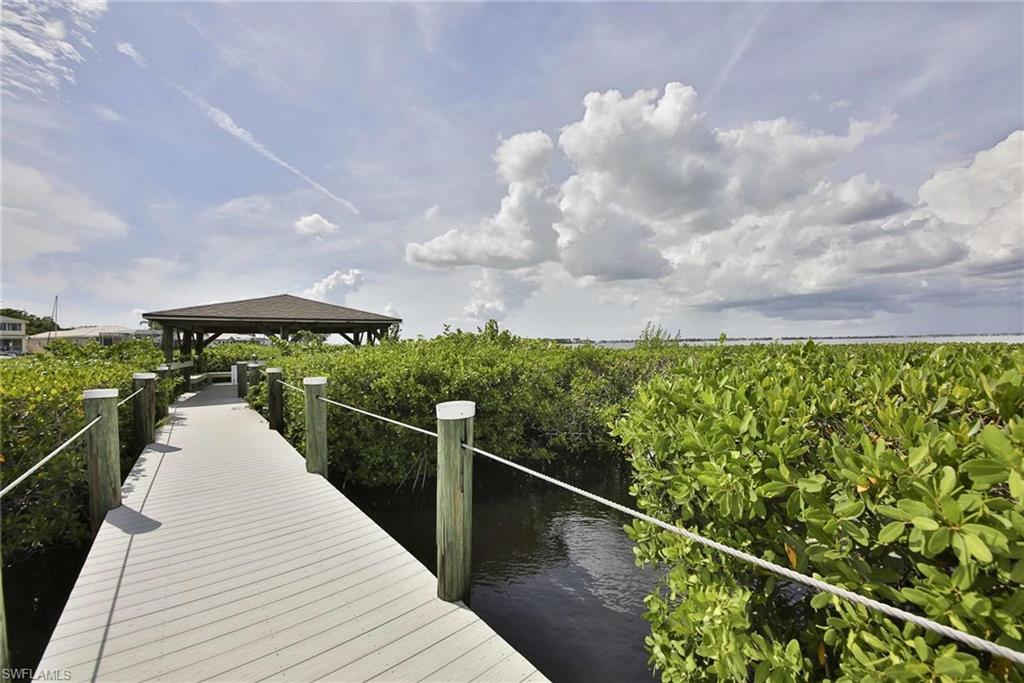 CALOOSA YACHT & RACQUET CLUB - Residential