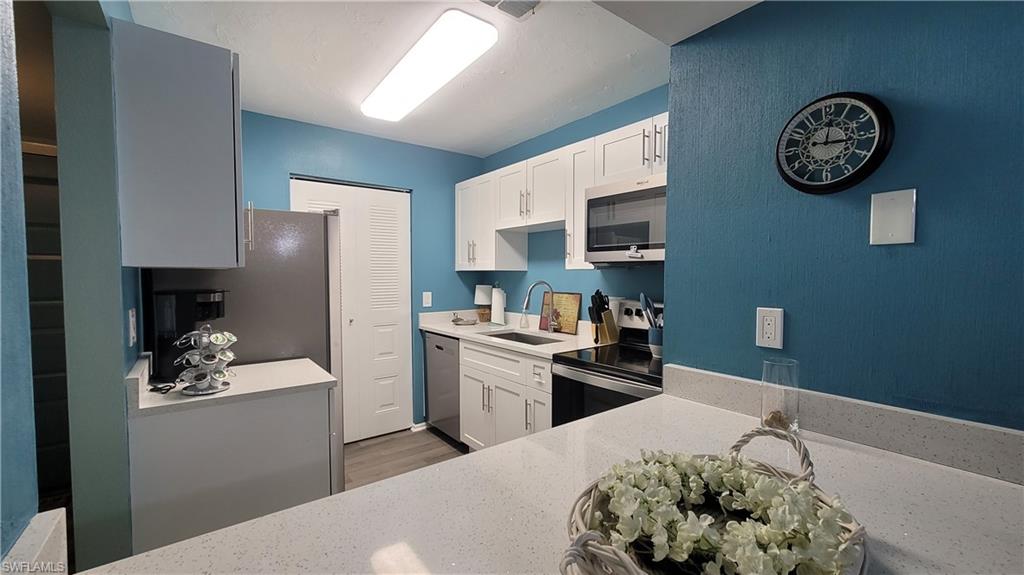ROYAL WOODS - Residential Lease