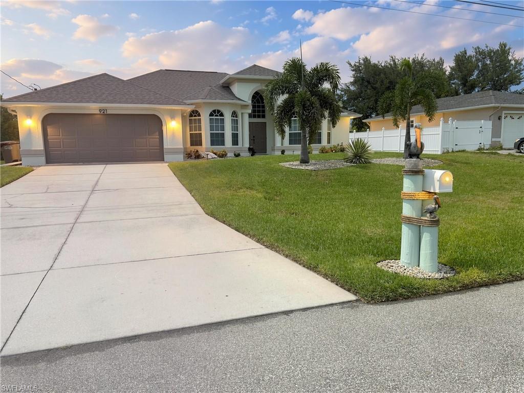 CAPE CORAL - Residential