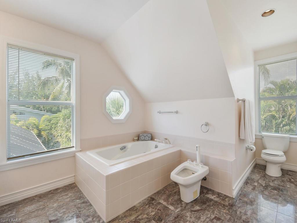 CASTAWAY ESTATES - Residential