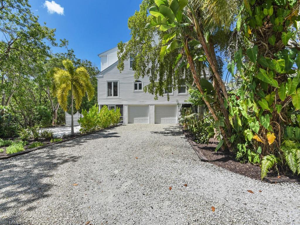 CASTAWAY ESTATES - Residential
