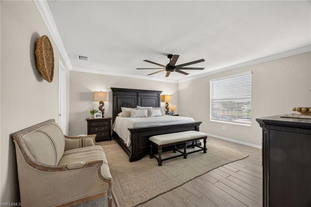 HAMPTON LAKES - Residential