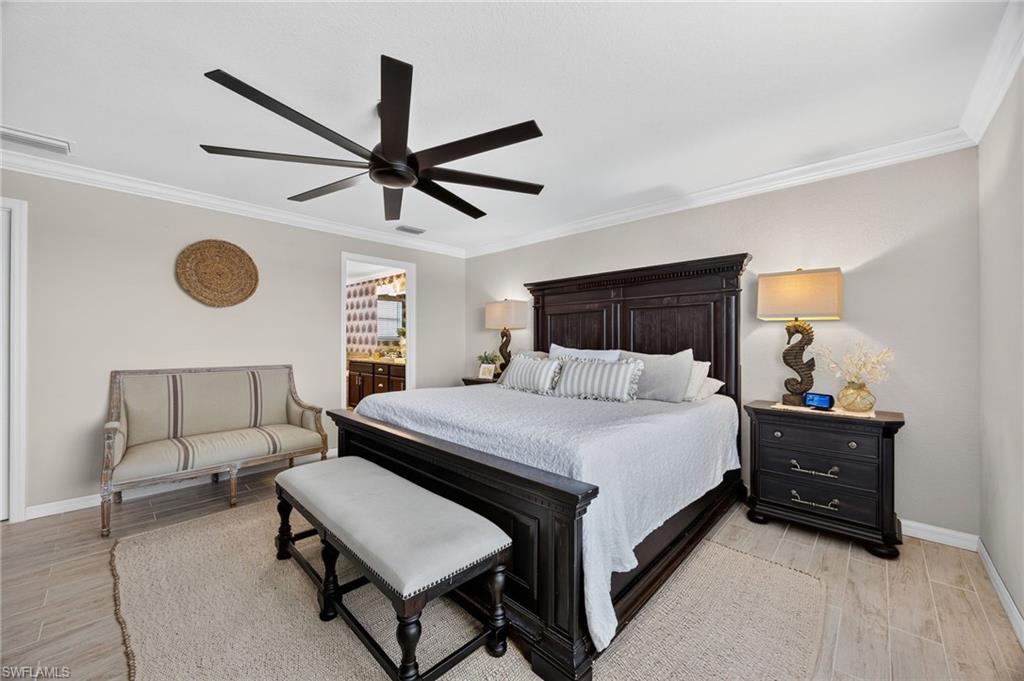 HAMPTON LAKES - Residential