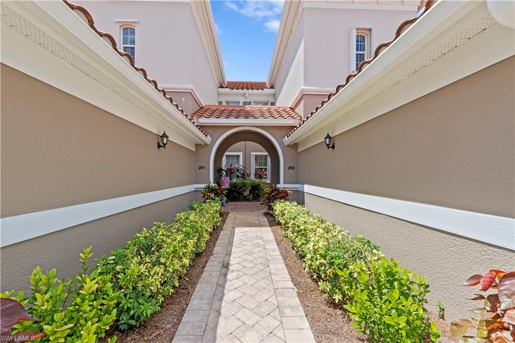 SOMERSET - Residential