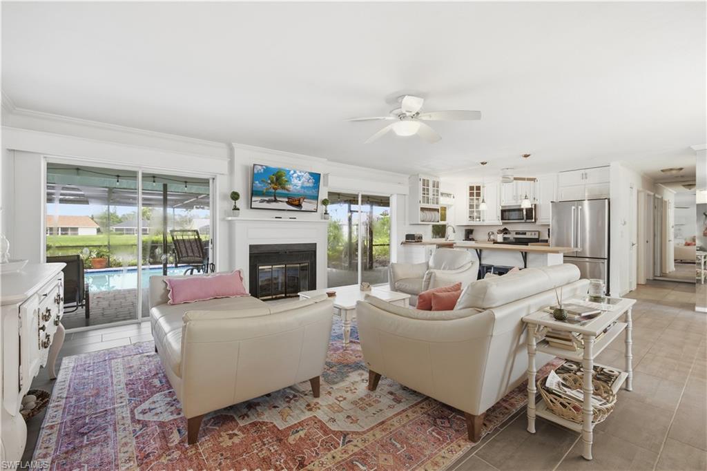 BONITA SPRINGS GOLF & COUNTRY CLUB - Residential