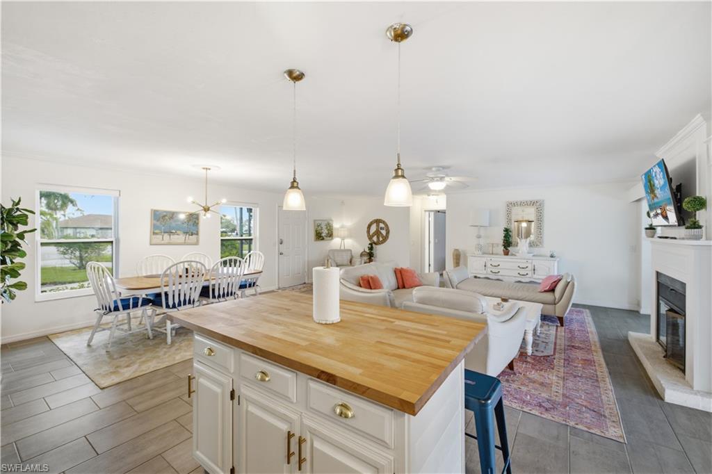 BONITA SPRINGS GOLF & COUNTRY CLUB - Residential