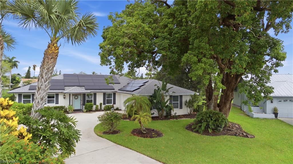 BONITA SPRINGS GOLF & COUNTRY CLUB - Residential