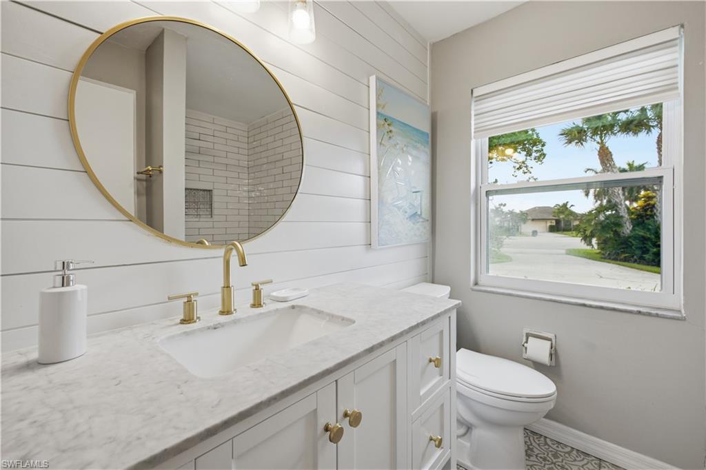 BONITA SPRINGS GOLF & COUNTRY CLUB - Residential