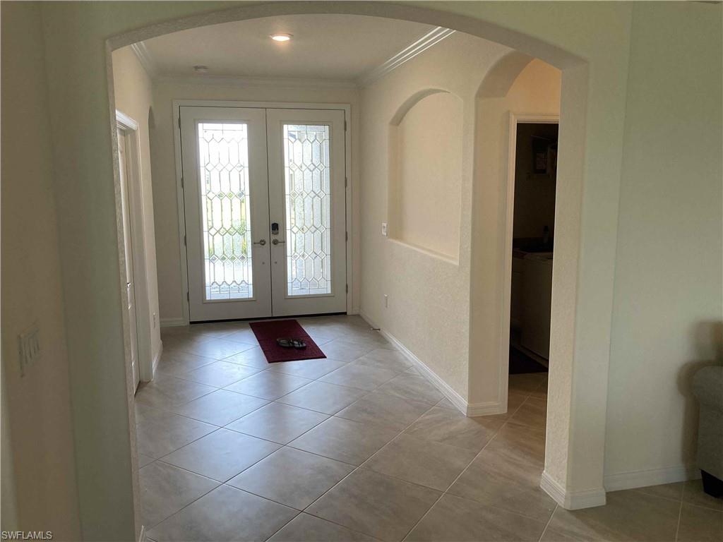 PORTICO - Residential