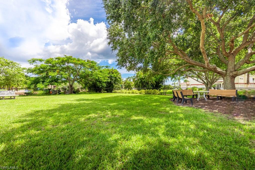 SEVEN LAKES - Residential