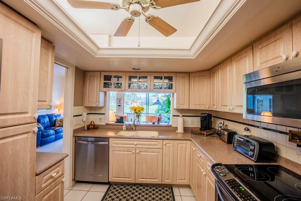 SEVEN LAKES - Residential