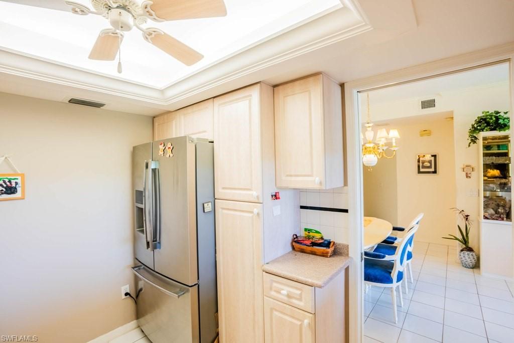 SEVEN LAKES - Residential