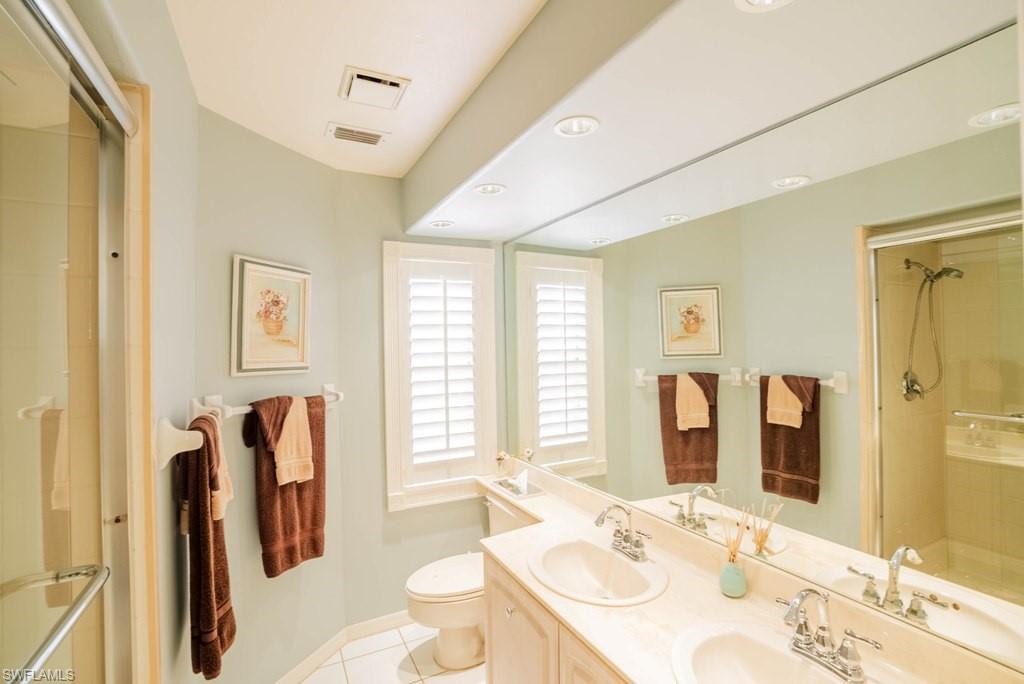 SEVEN LAKES - Residential