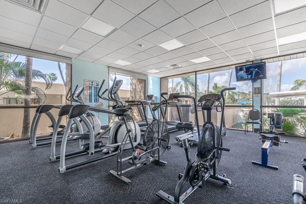 SEVEN LAKES - Residential