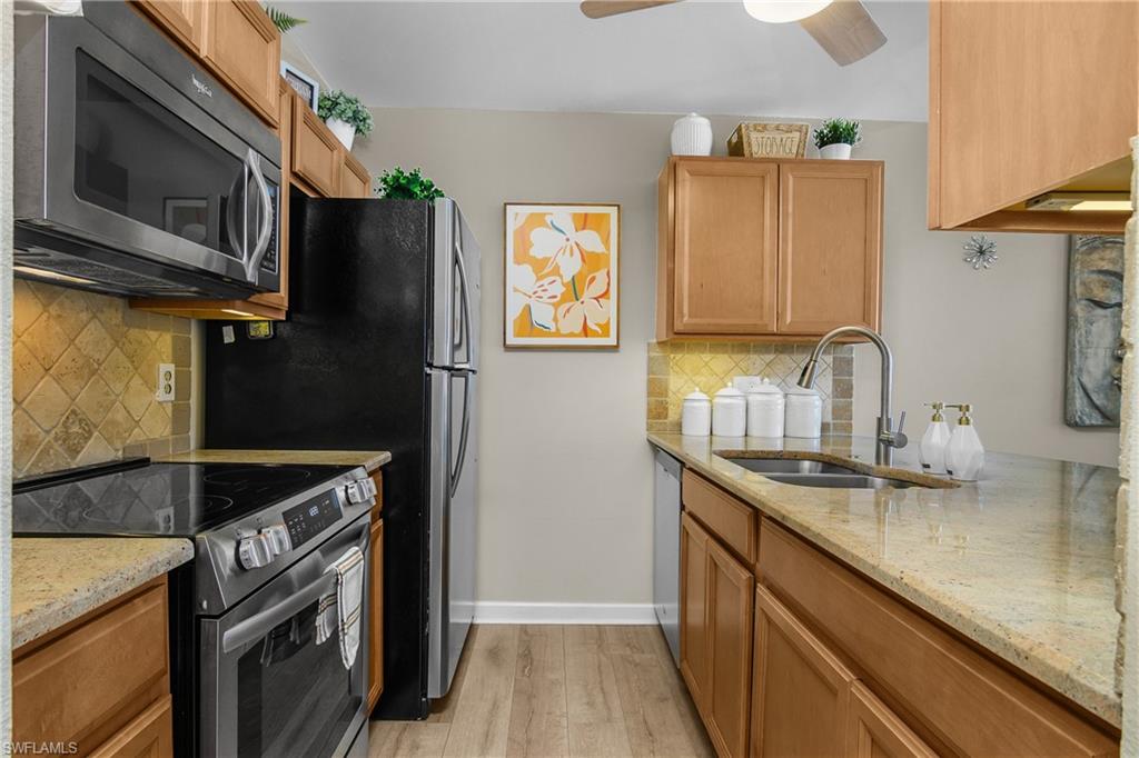 VILLAGE OF CEDARBEND - Residential