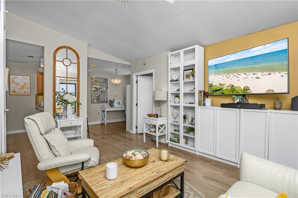 VILLAGE OF CEDARBEND - Residential