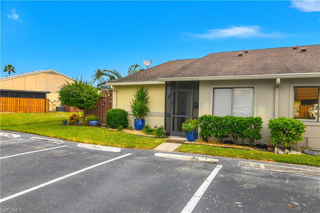 VILLAGE OF CEDARBEND - Residential
