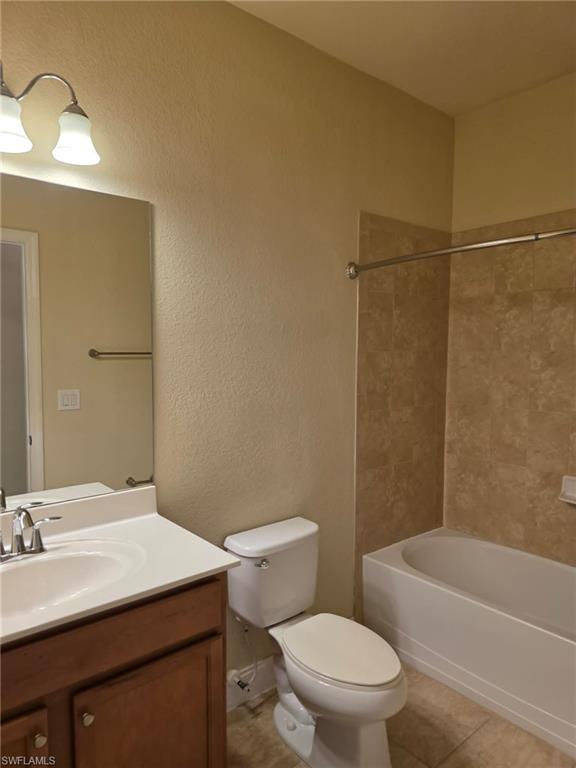 PROMENADE WEST - Residential Lease