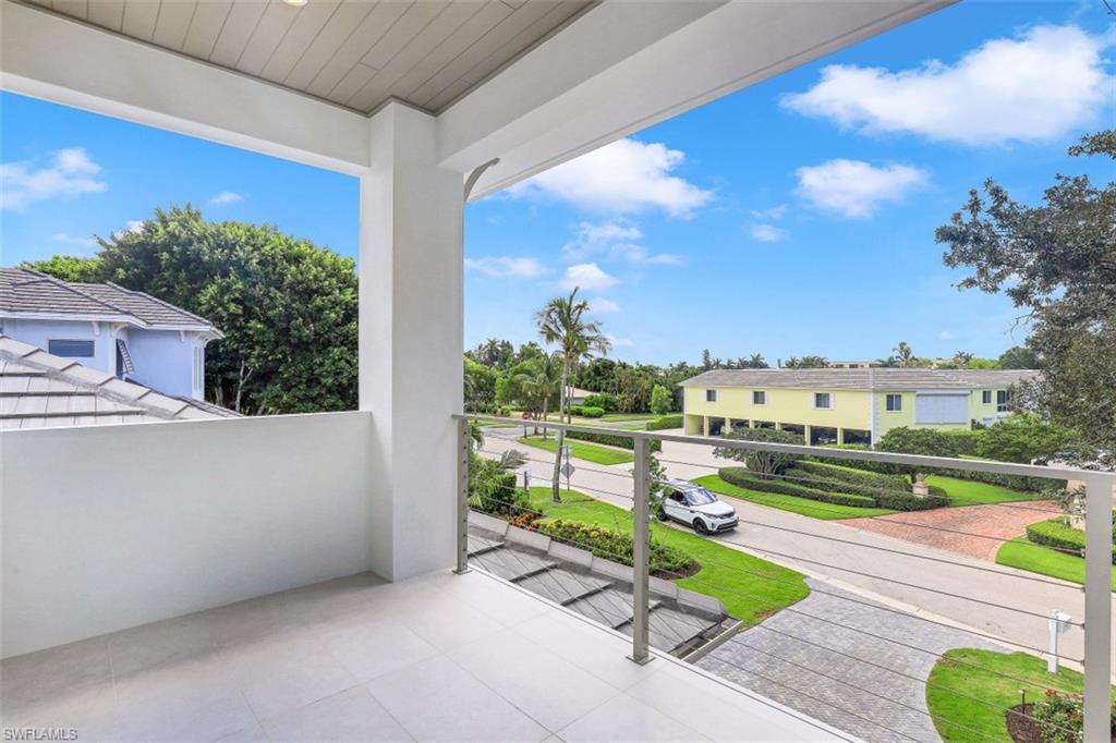 PARK SHORE - Residential