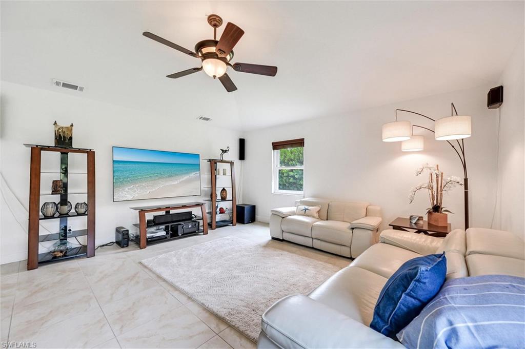 GOLDEN GATE ESTATES - Residential