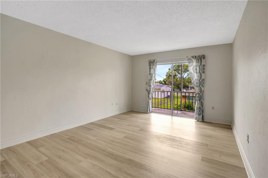 CAPEWAY CONDO - Residential