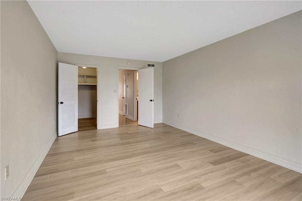 CAPEWAY CONDO - Residential