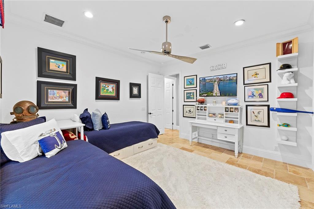 QUAIL WEST - Residential