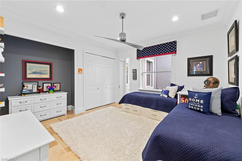 QUAIL WEST - Residential