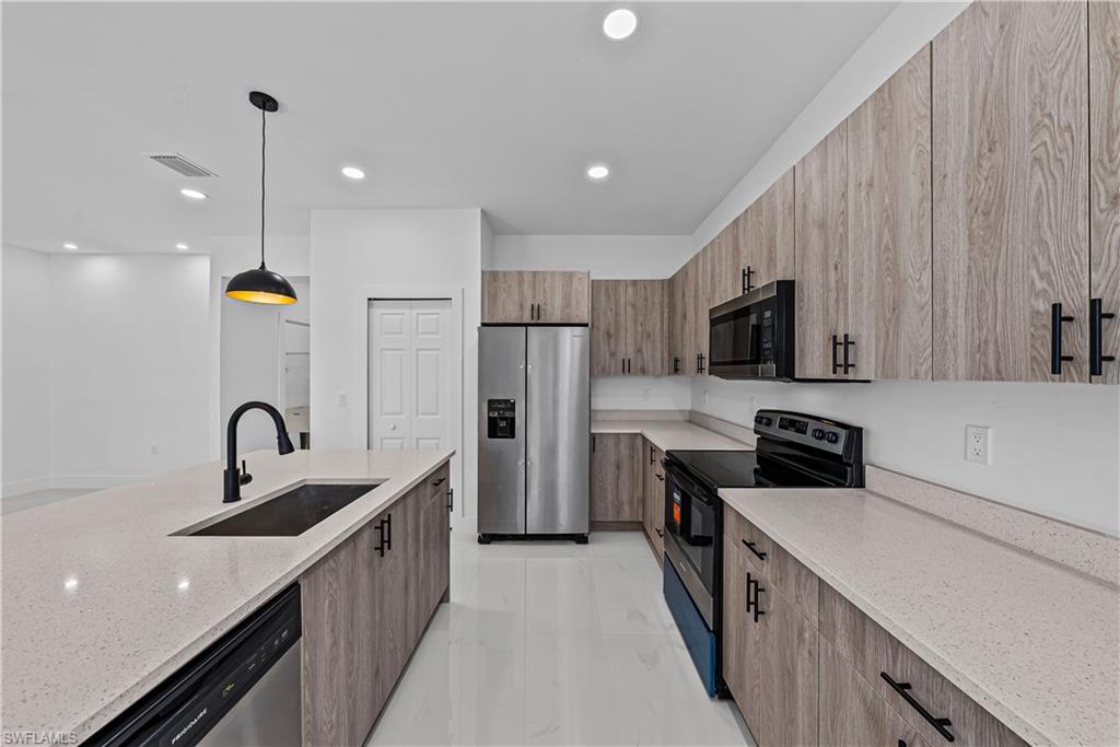 LEHIGH ACRES - Residential