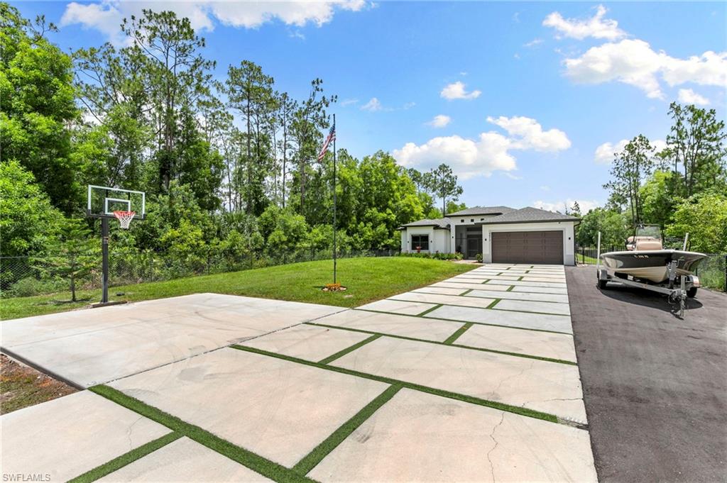 GOLDEN GATE ESTATES - Residential