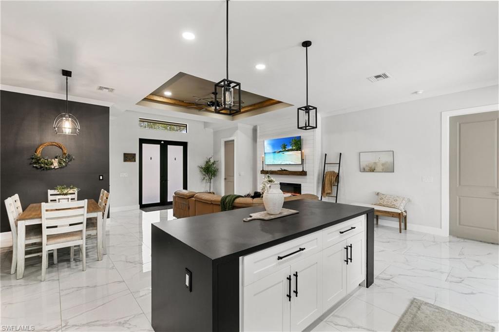 GOLDEN GATE ESTATES - Residential