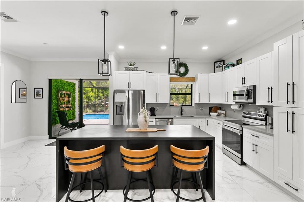 GOLDEN GATE ESTATES - Residential