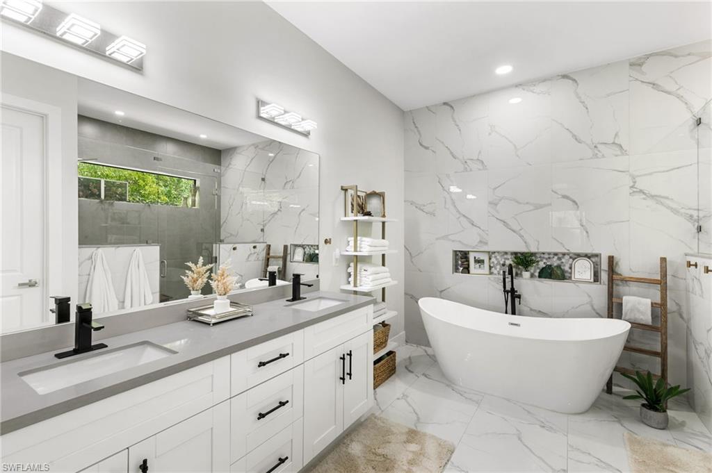 GOLDEN GATE ESTATES - Residential