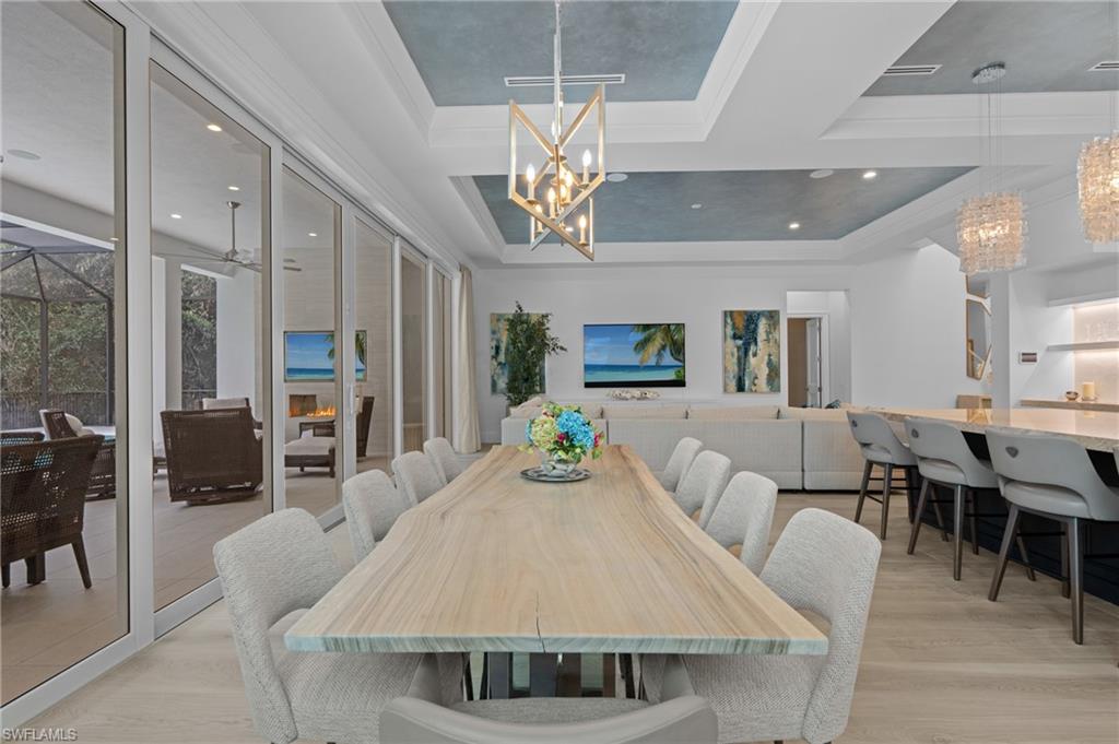 WINDWARD ISLE - Residential