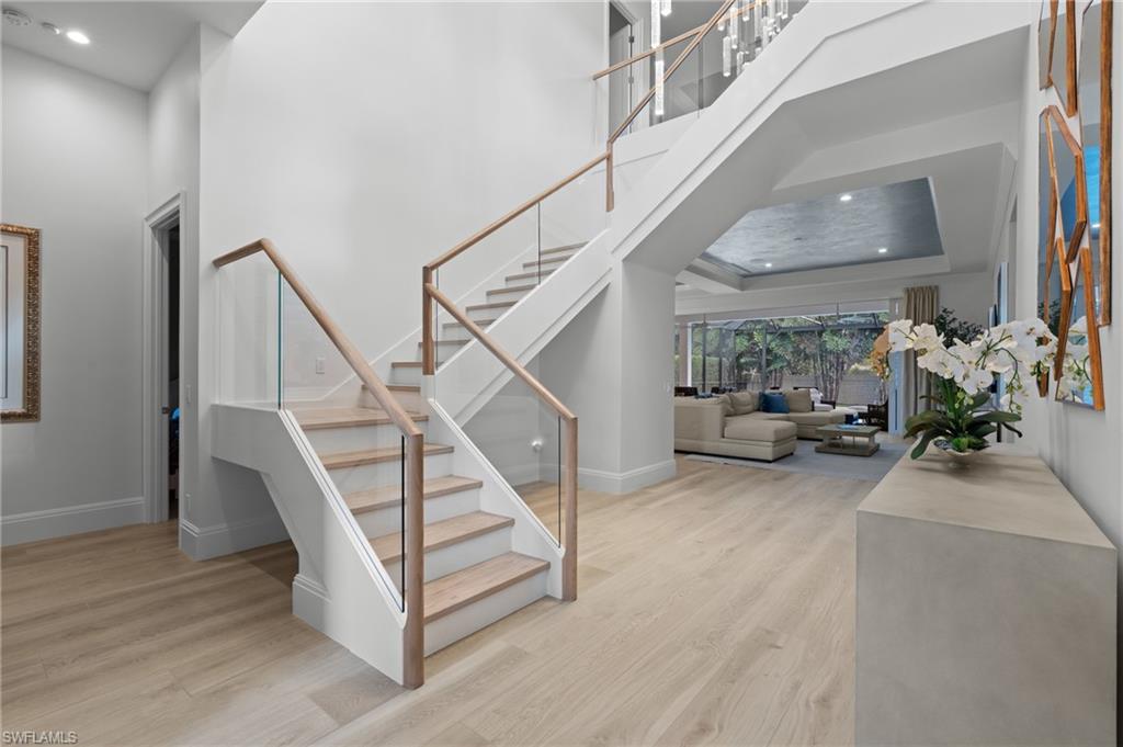 WINDWARD ISLE - Residential