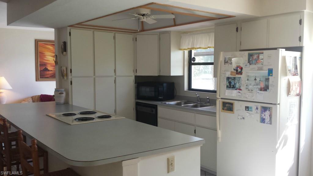 CLUB AT CRYSTAL LAKE CONDOMINIUM - Residential