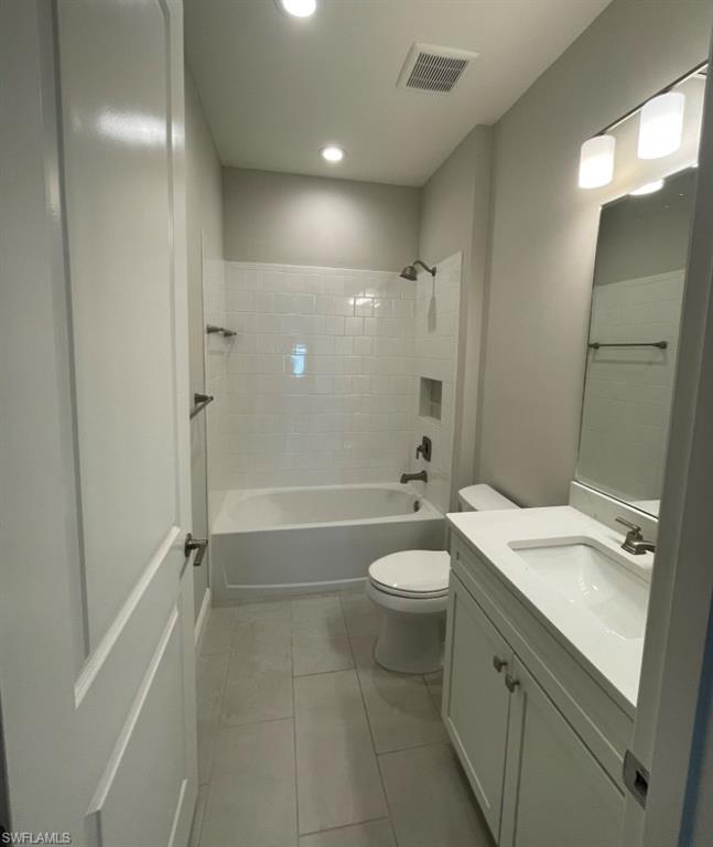 SKYSAIL - Residential Lease