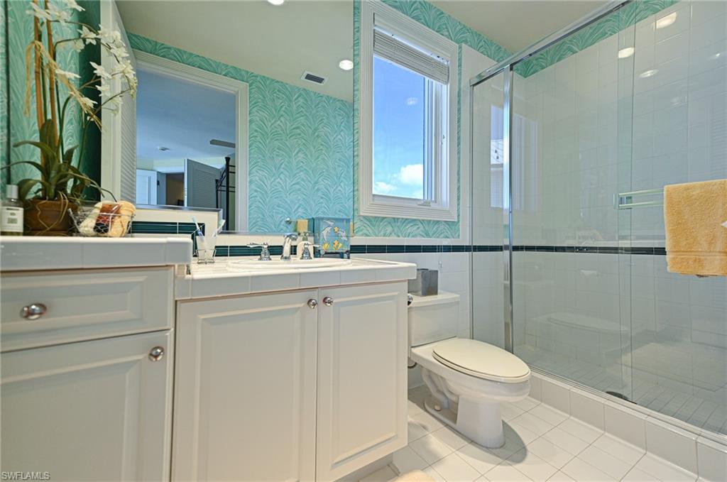 BAREFOOT BEACH - Residential Lease