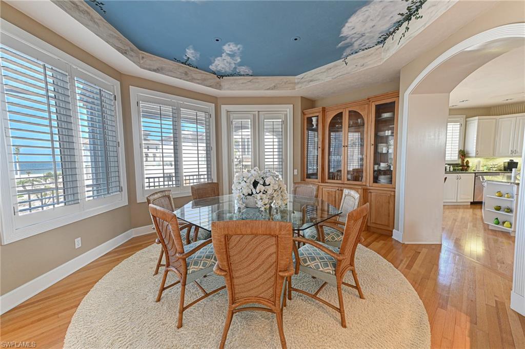 BAREFOOT BEACH - Residential Lease