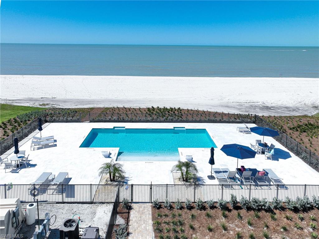 BAREFOOT BEACH - Residential Lease