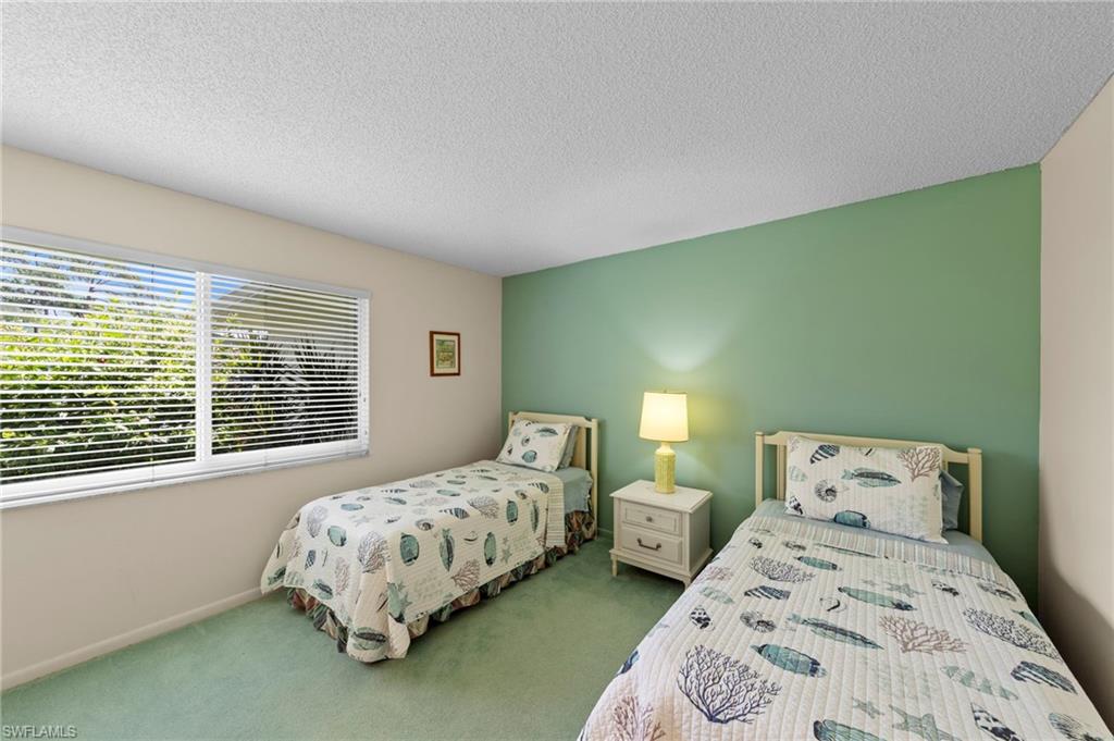 GLADES COUNTRY CLUB - Residential