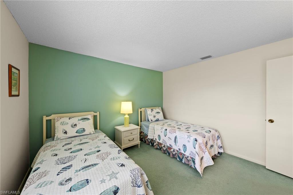 GLADES COUNTRY CLUB - Residential