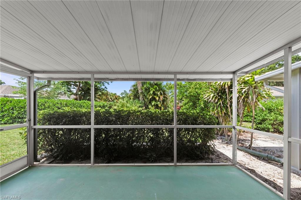 GLADES COUNTRY CLUB - Residential