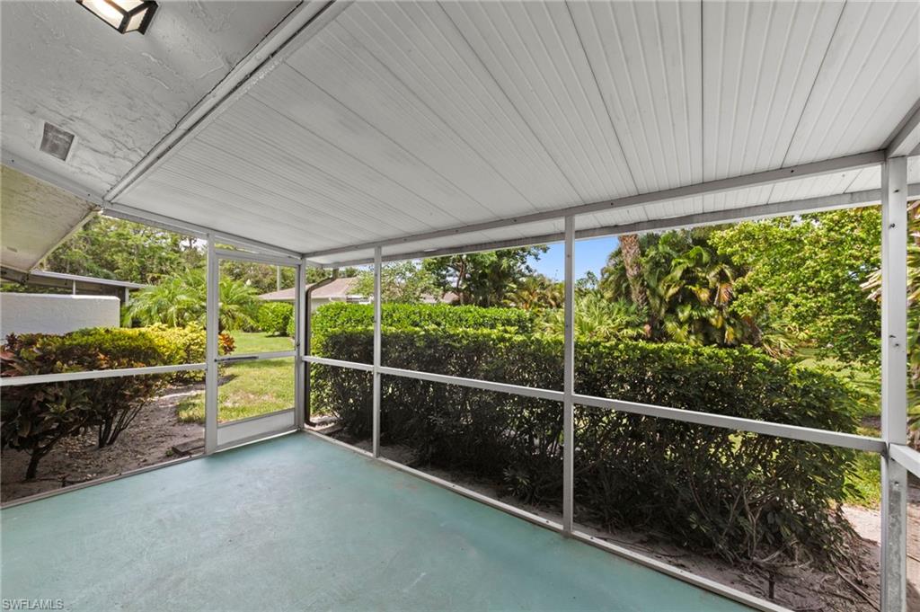 GLADES COUNTRY CLUB - Residential