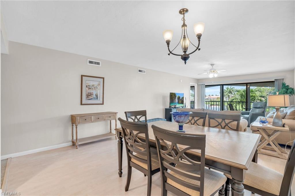 FOUNTAINS IV - Residential Lease