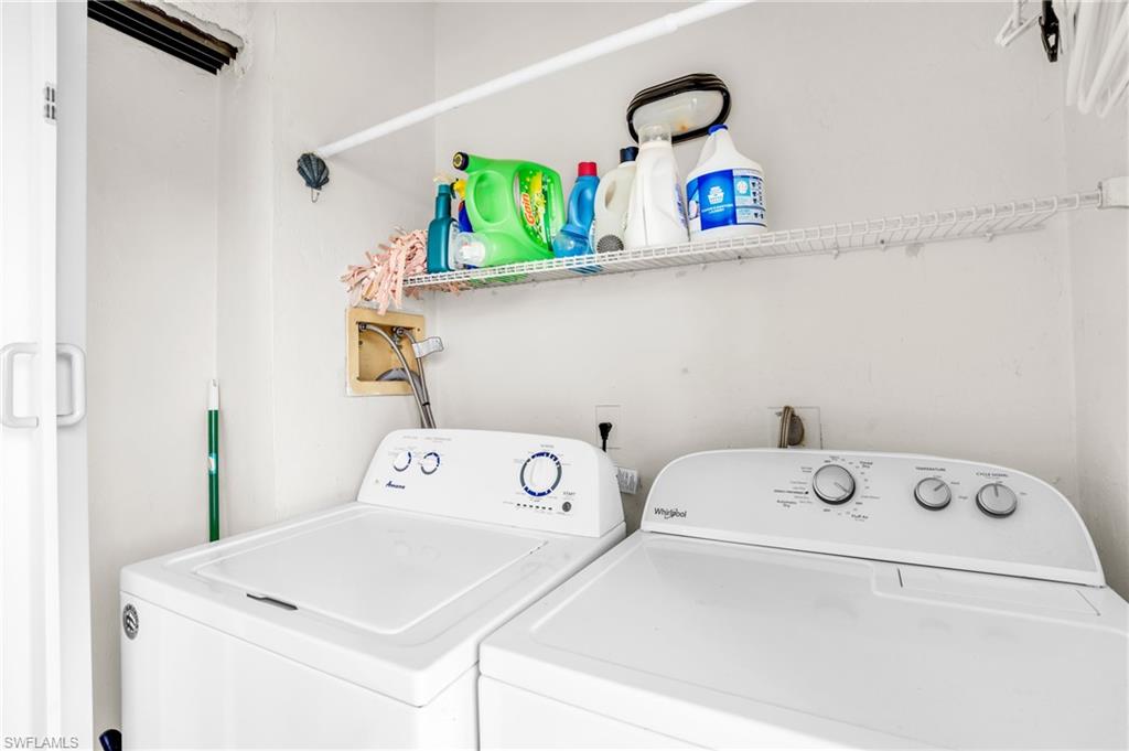 FOUNTAINS IV - Residential Lease