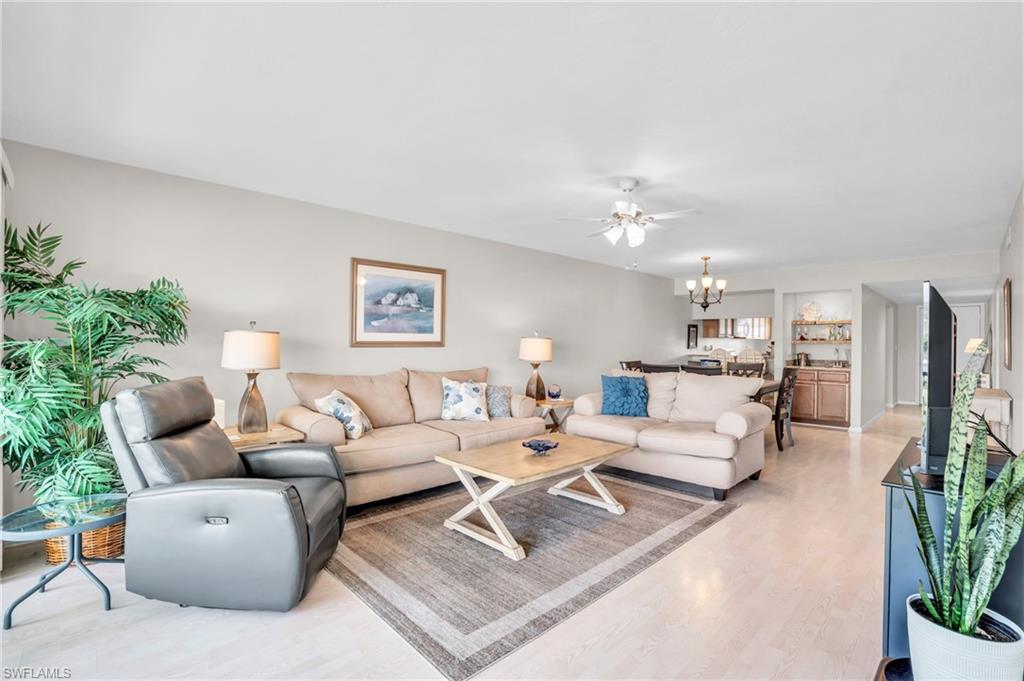 FOUNTAINS IV - Residential Lease
