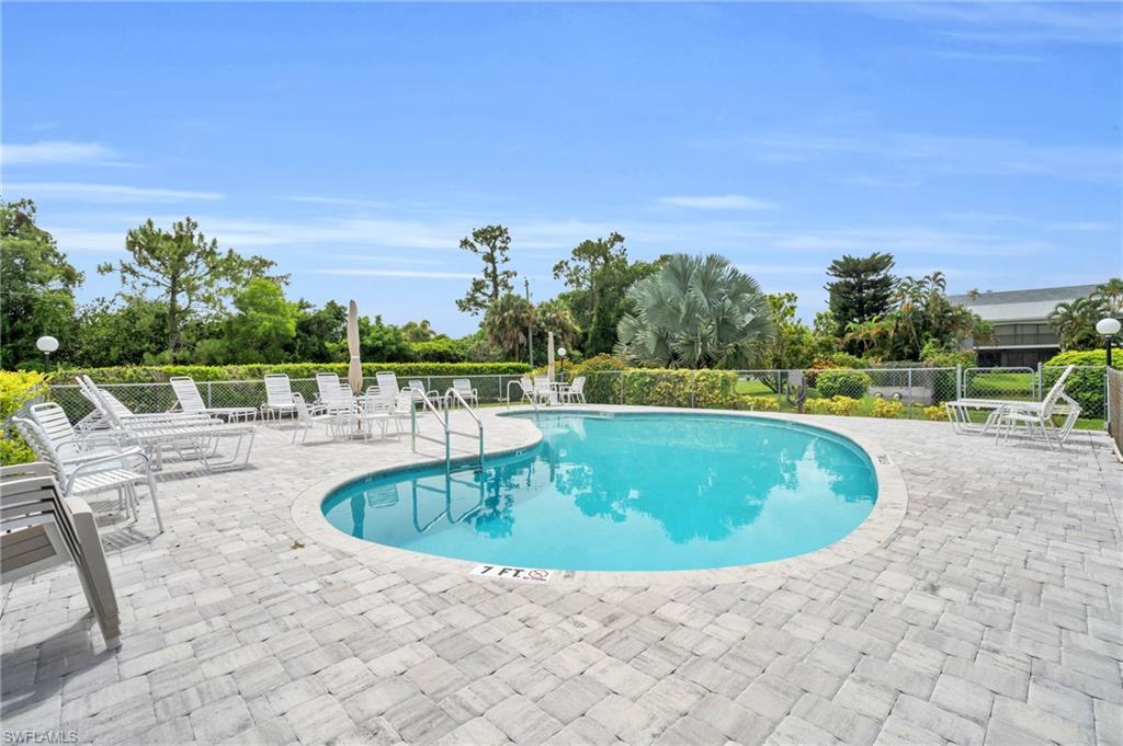 FOUNTAINS IV - Residential Lease