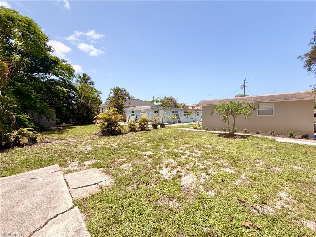 SHADOWLAWN AT NAPLES - Residential Income